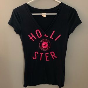 Hollister Used Graphic T Size Small